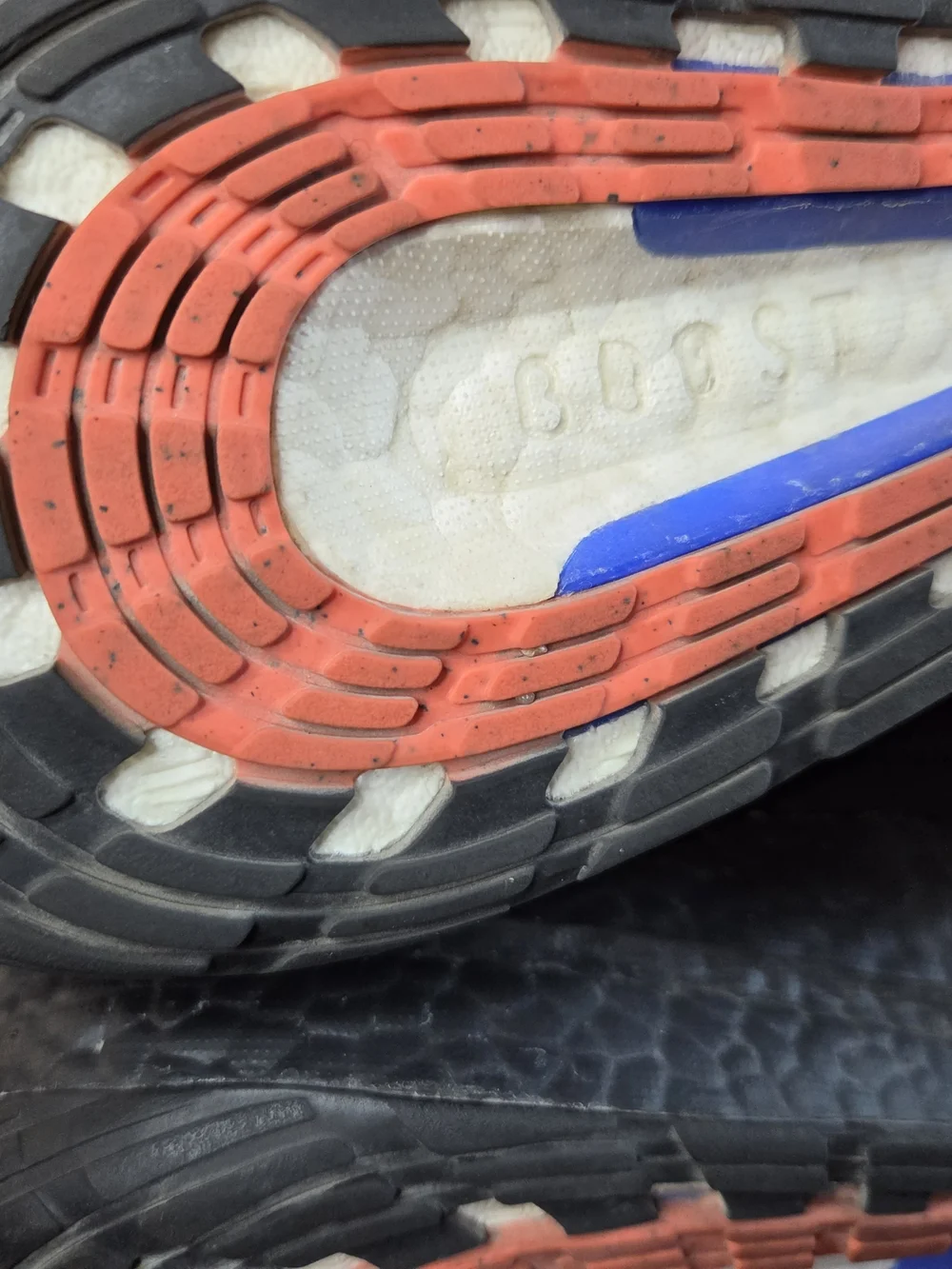 Adidas Ultraboost 22 'Linear Energy' Unisex Sneakers - 7.5